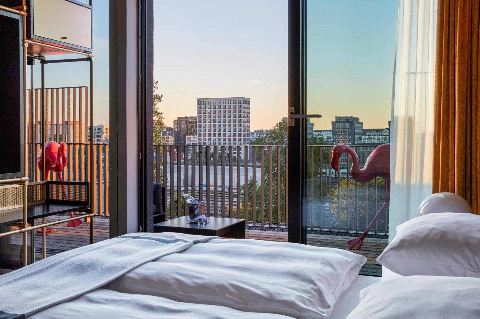 Roomers Munich, Autograph Collection Exterior foto A room at the Standard London