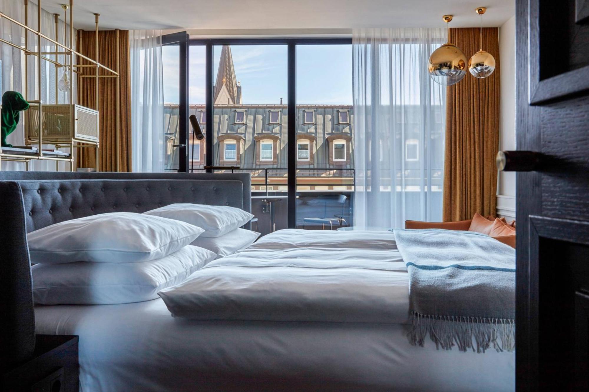 Roomers Munich, Autograph Collection Exterior foto A room at the hotel