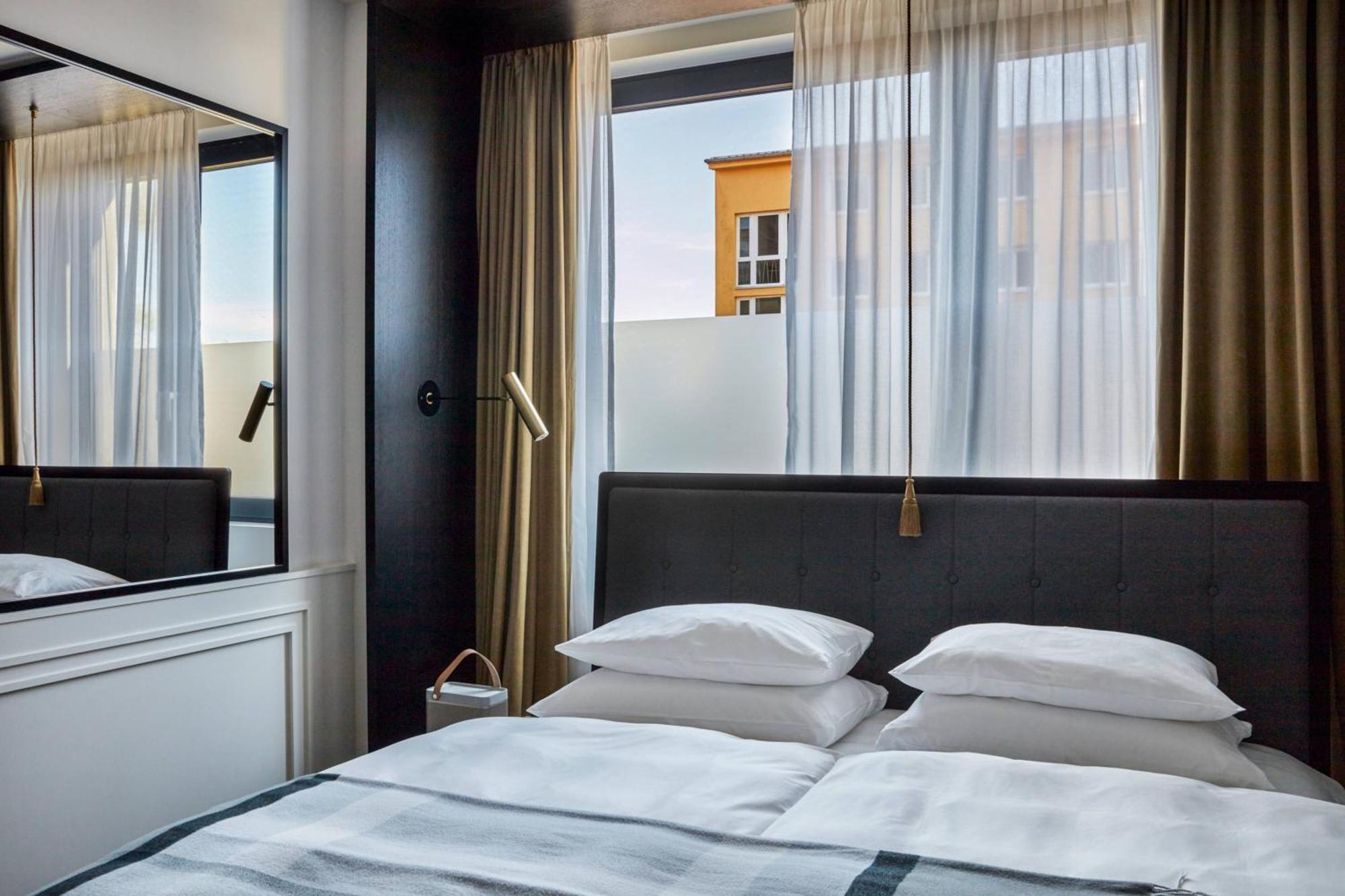 Roomers Munich, Autograph Collection Exterior foto A room at the hotel